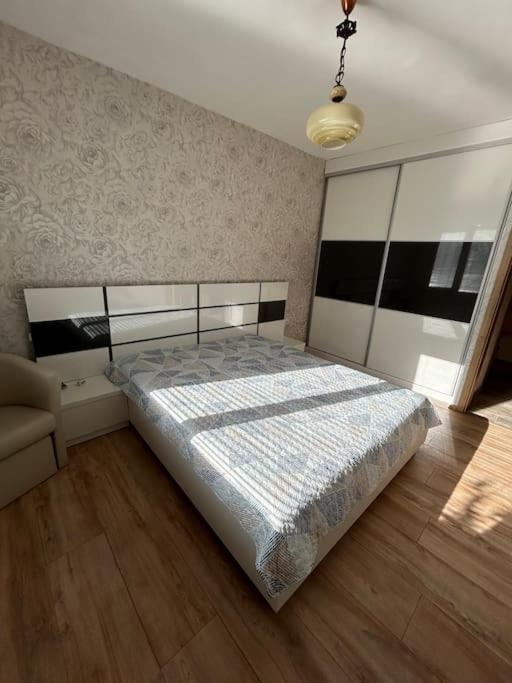 Luxurious Flat Pleven Center Apartment Luaran gambar